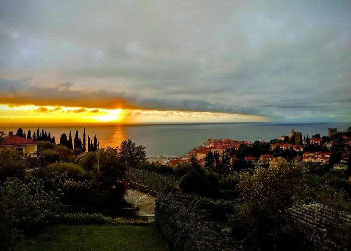 Captain\'S Cabin Piran - Free Parking